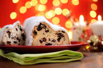 Fruitcake-inspired sweet holiday dip 